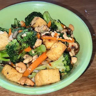Wok Bowl with Tofu, Brown Rice and Sweet and Spicy Thai sauce.  Very good.