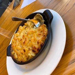 Iron Skillet Mac & Cheese