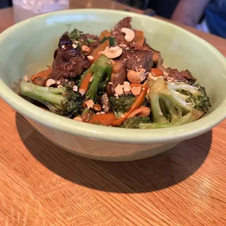 Marinated Filet Mignon Wok Out Bowl