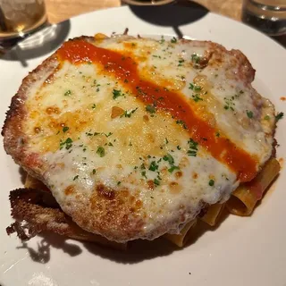 Mama B's Chicken Parm