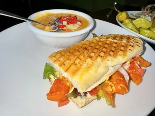 Doc Green's Salads & Grill - College Hill