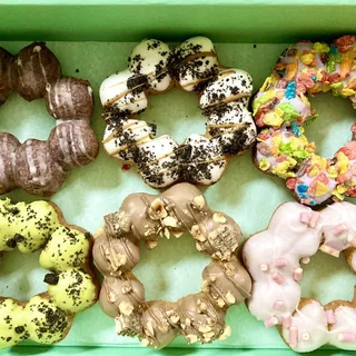 1/2 Dozen Dochis