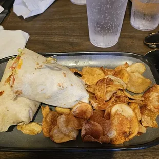 Gator wrap with the house chips