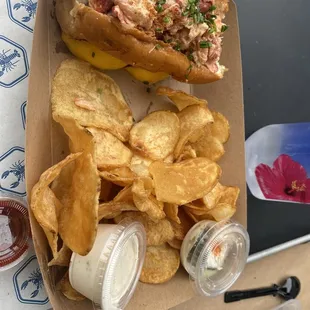 Main lobster roll