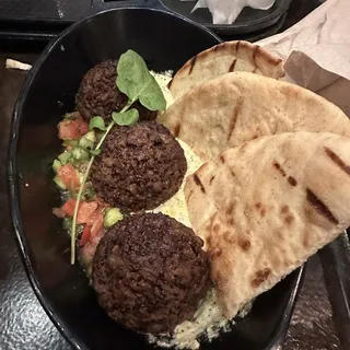 Felucian Kefta Garden Spread