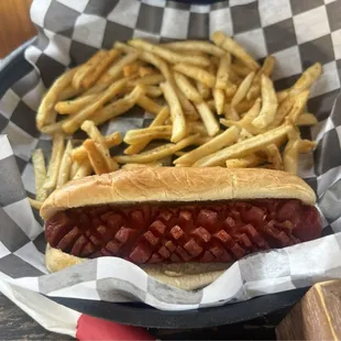 Kid&apos;s hot dog