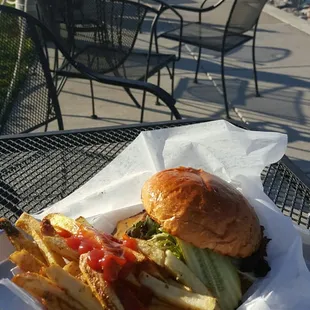 Dockside Burger