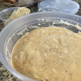 Mediocre crab dip, with excellent mustard dip.