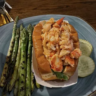 Lobster Roll with Grilled Asparagus