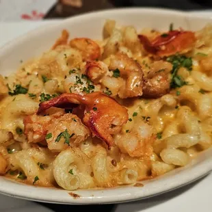 Tom's Watch Bar Butter-Poached Lobster &amp; Shrimp Mac n Cheese