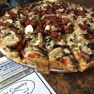 14&quot; Super Supreme Pizza