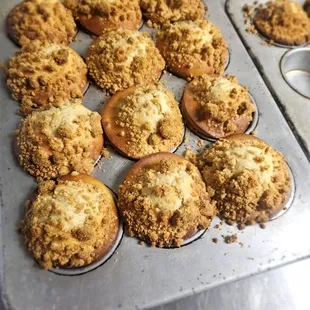 Banana Crumble Muffin - A Hui Ho