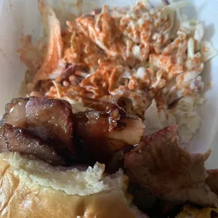 Brisket sandwich &amp; slaw