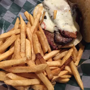 Pulled pork sandwich