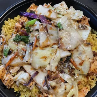 Calypso bowl with chicken and fried rice