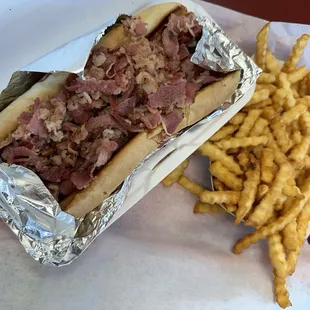 Pastrami Sandwich with French Fries