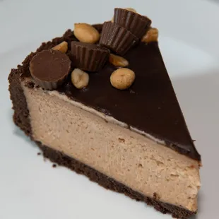 Chocolate peanut butter cheesecake