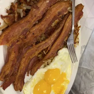 Two Eggs with Bacon and Hash Browns