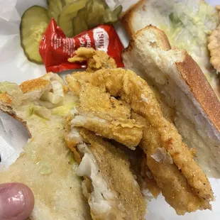 Nasty old lettuce, no tomatoes or mayonnaise.