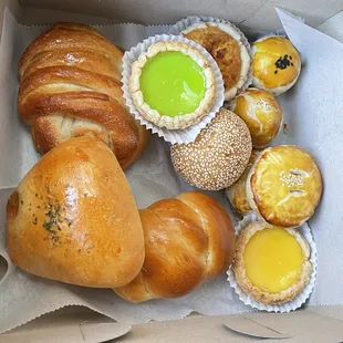 Dodo pastries