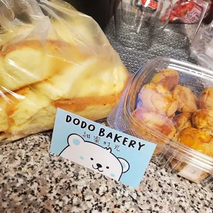 Scrap cakes in a bag and almond cookies