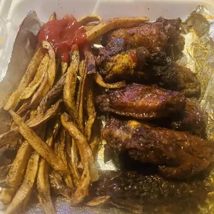 Hot lemon pepper wing basket