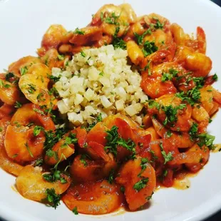 Camarones a la diabla, with Cauliflower rice.  #ketofriendly