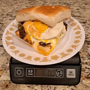 Little Mule double cheeseburger weighed 1 pound!