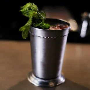 IRISH HELLO - irish whiskey, blackberry, mint, ginger beer