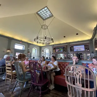 The grande chandelier
