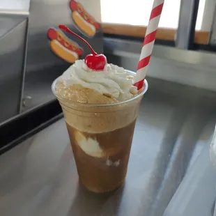 Rootbeer float