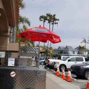 Dogge Depot Catering  Dog's &amp; Angus Burger Slider's! "Newport Beach"