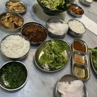 i love coming here. service is always good and Soo (pronounced Sue)  is my favorite server. food is amazing