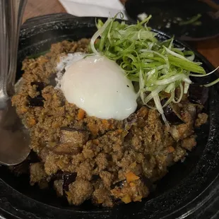Curry beef yakimeshi