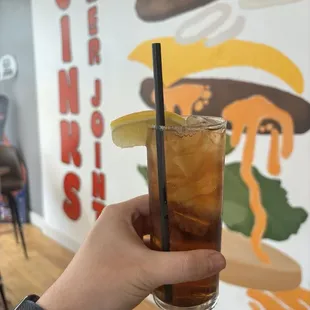 Peach twisted tea seltzer