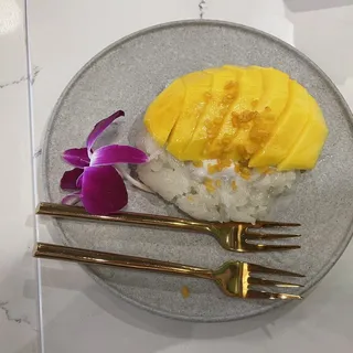Sticky Rice with Mango