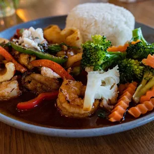 Volcano Seafood. OK. Veggies frozen.