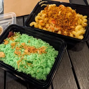 Coconut pandan rice, crawfish mac