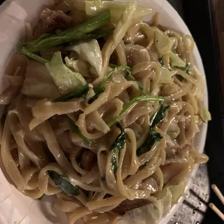 Tonkotsu Sauce Stir-Fried Noodles (Yakisoba)