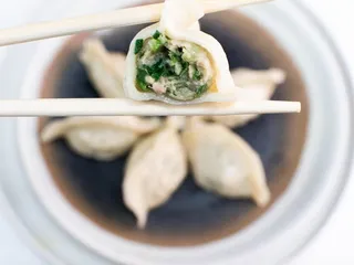 Beau Tea and The bites