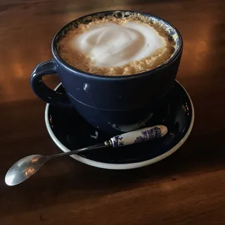 Hot Vanilla Caramel Latte