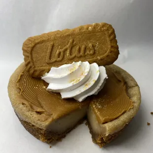 Vegan Cookie Butter Cheesecake