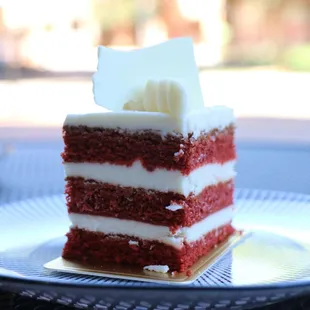 dessert, food