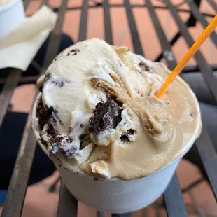 Oreogasmic and cappuccino gelato (due size)