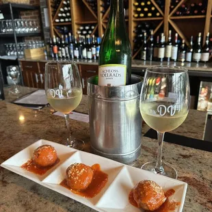 Arancini &amp; Riesling