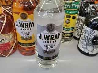 1010 Washington Wine & Spirits