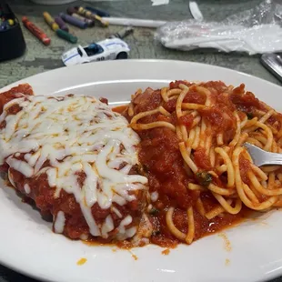 Chicken Parmesan. Very good portion size. Excellent flavor on the chicken and on the tomato sauce.