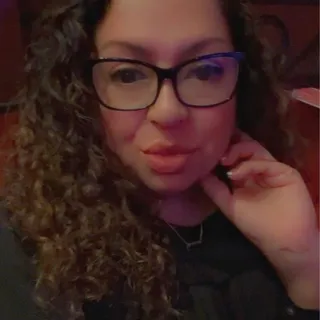 Violeta H.