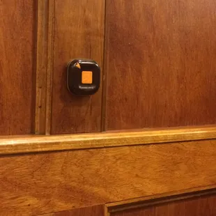 Call button to waiter