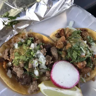 Asada and chicken tacos